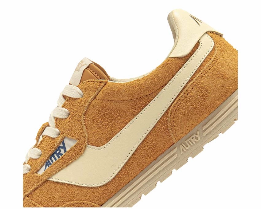 Autry Windspin Low "Cadm" Supportive workout sneakers