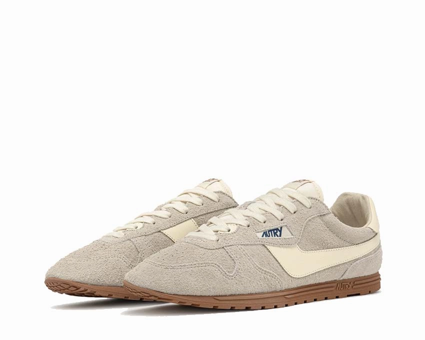Autry Windspin Low "Wife" Supportive workout sneakers