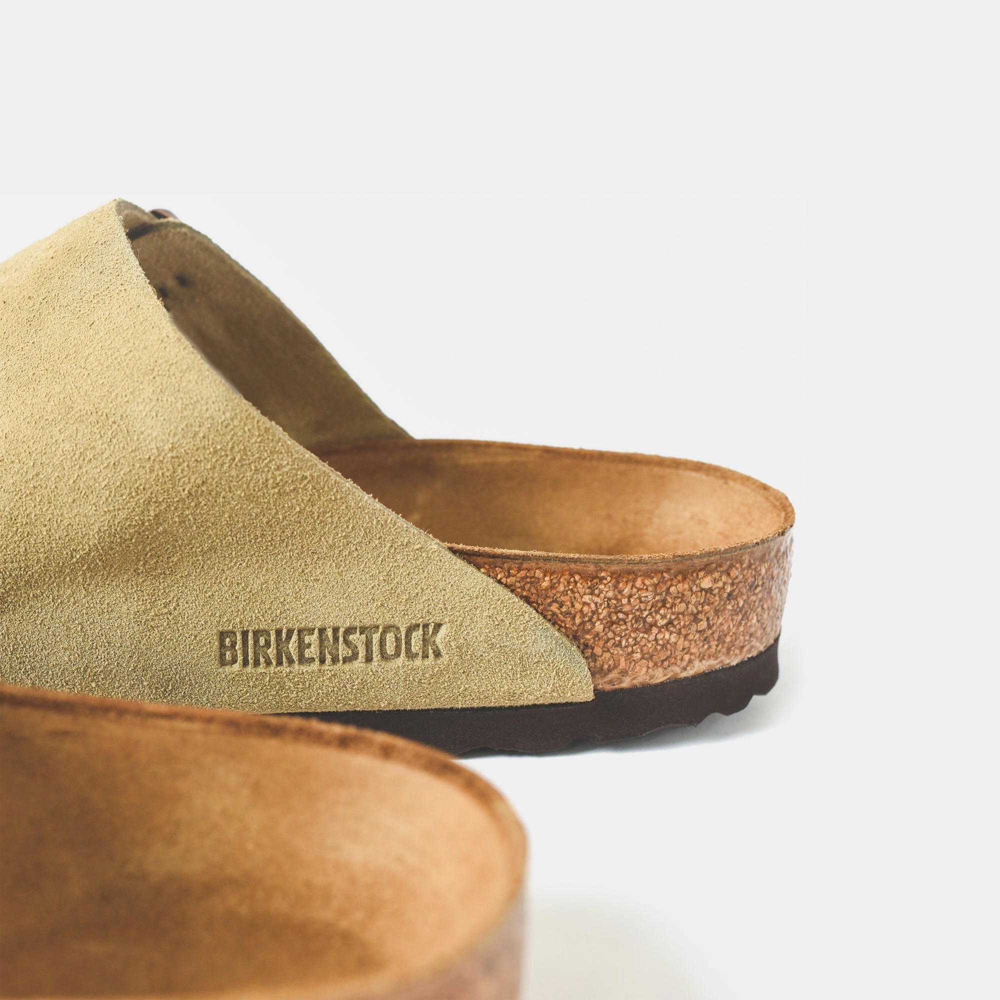 Birkenstock WMNS Arizona Suede - Taupe All-day comfort footwear