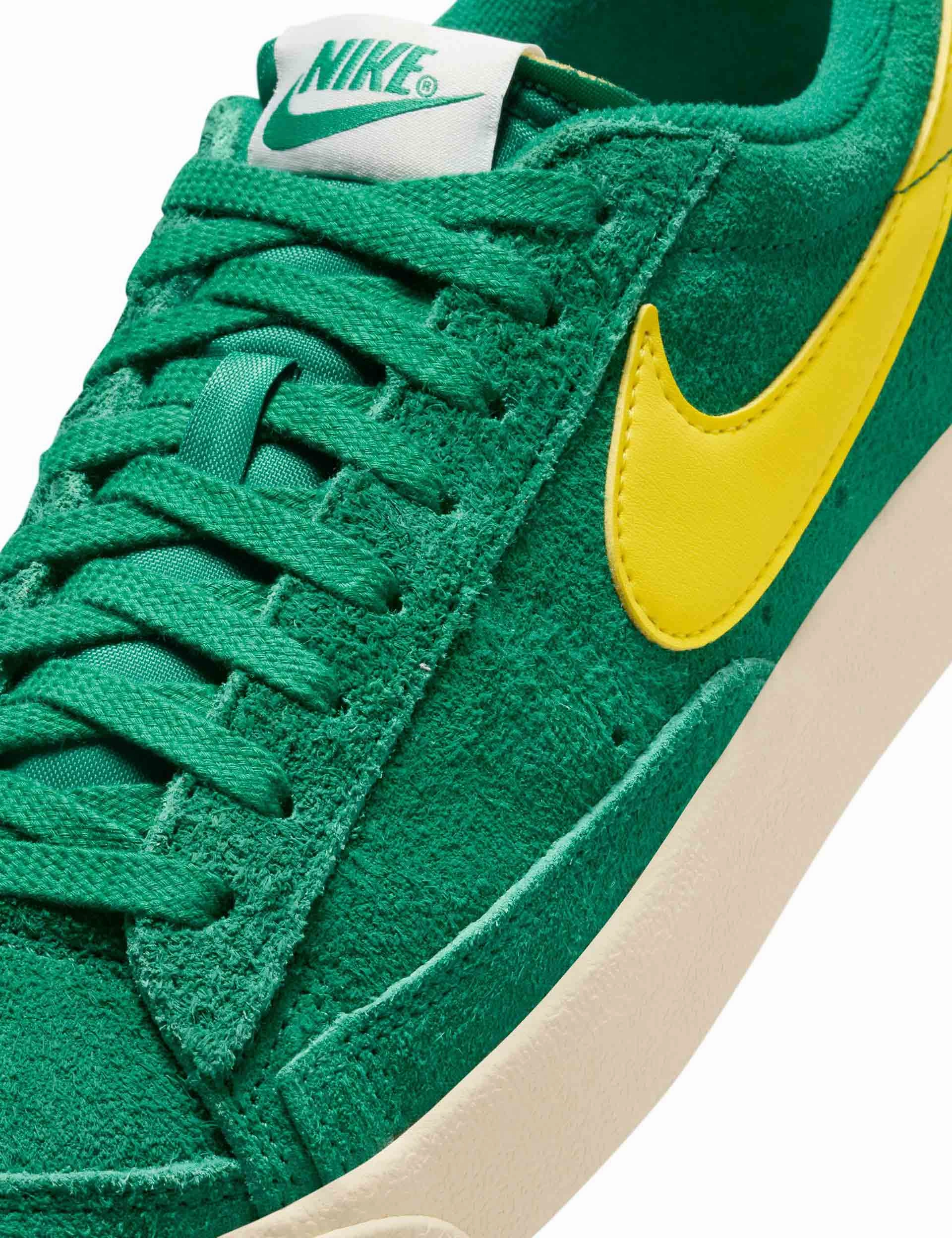Blazer Low '77 Vintage Shoes - Malachite/Lightening/Muslin/Sail Nike women's stylish athletic footwear