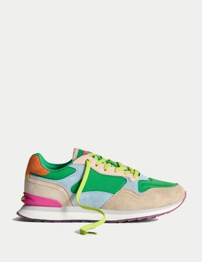 City - Gold Coast Hoff women's fashion sneakers with retro vibe
