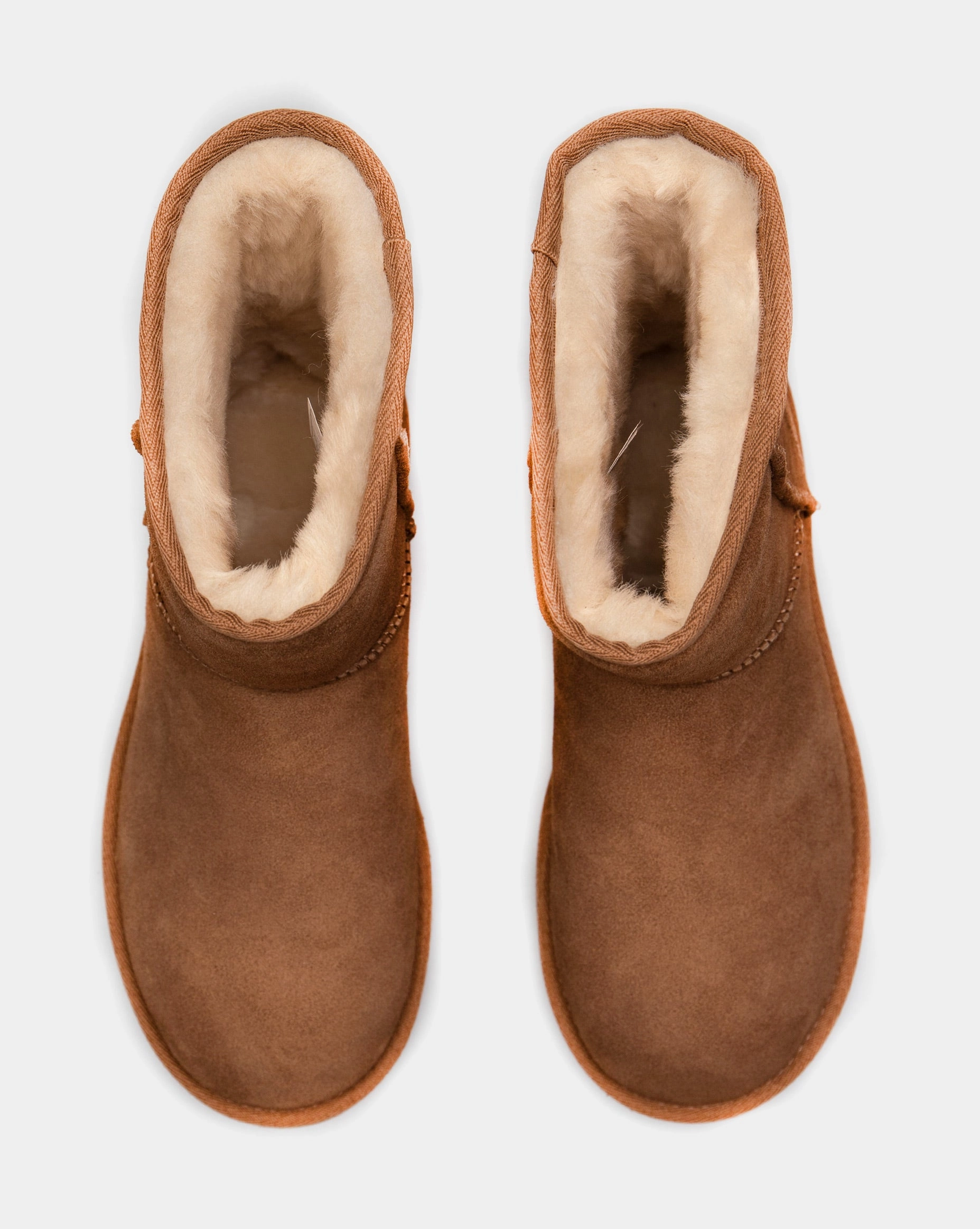 Classic II Short Womens Boots (Chestnut Brown) Ugg Mini Boot Styles