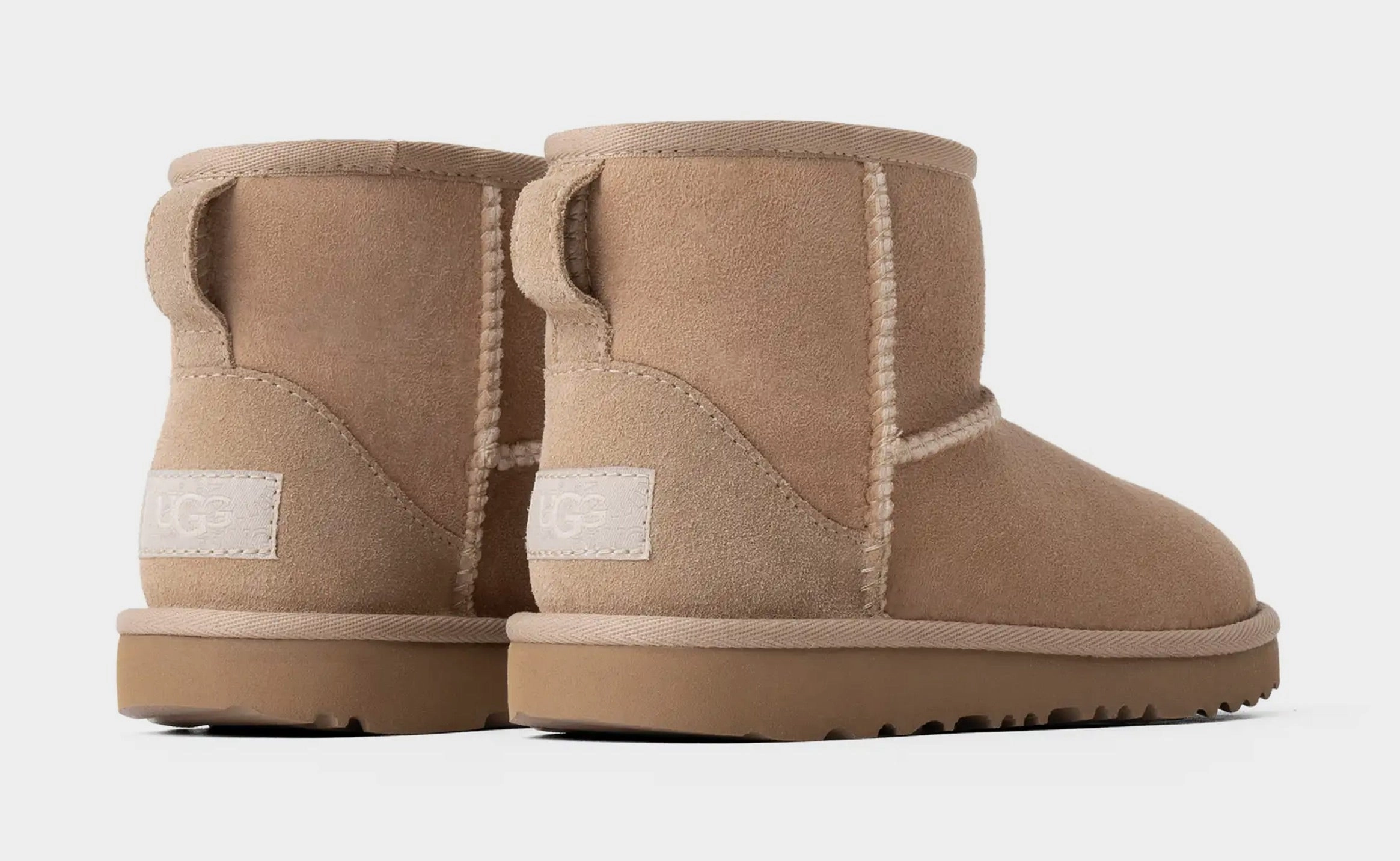 Classic Mini II Grade School Boots (Sand/Beige) Ugg Mini Boot Styles