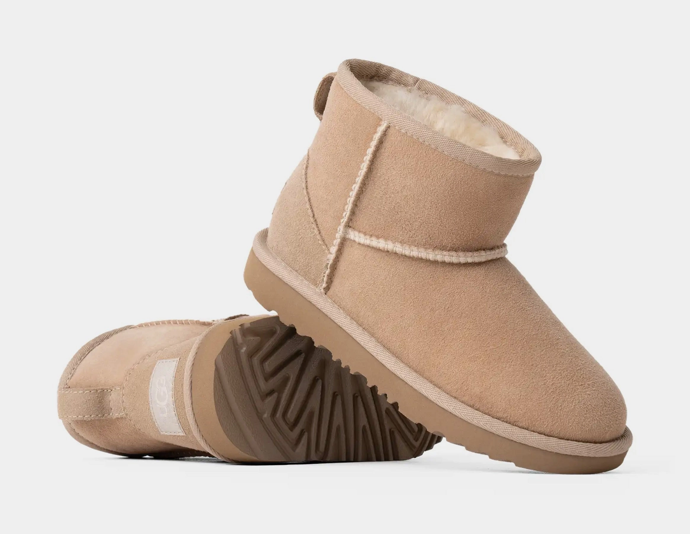 Classic Mini II Grade School Boots (Sand/Beige) Ugg Mini Boot Styles