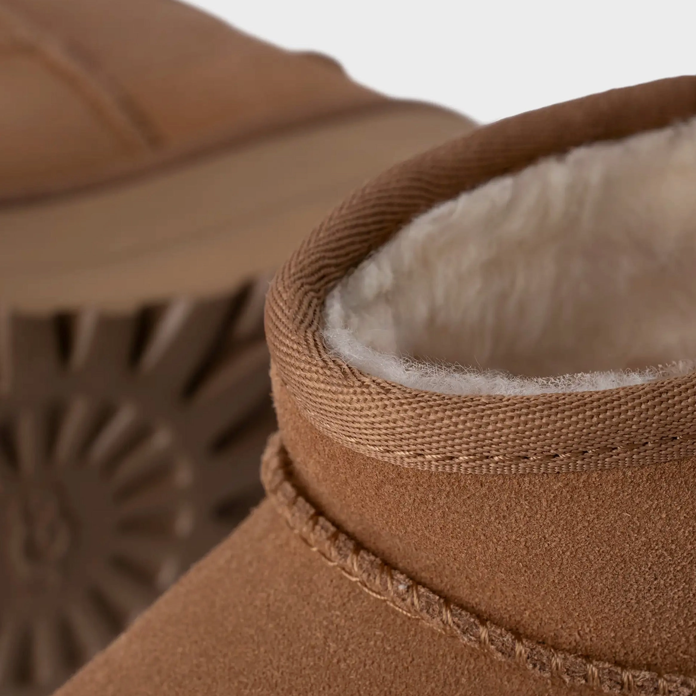 Classic Ultra Mini Platform Womens Boots (Chestnut) Ugg Mini Boot Styles