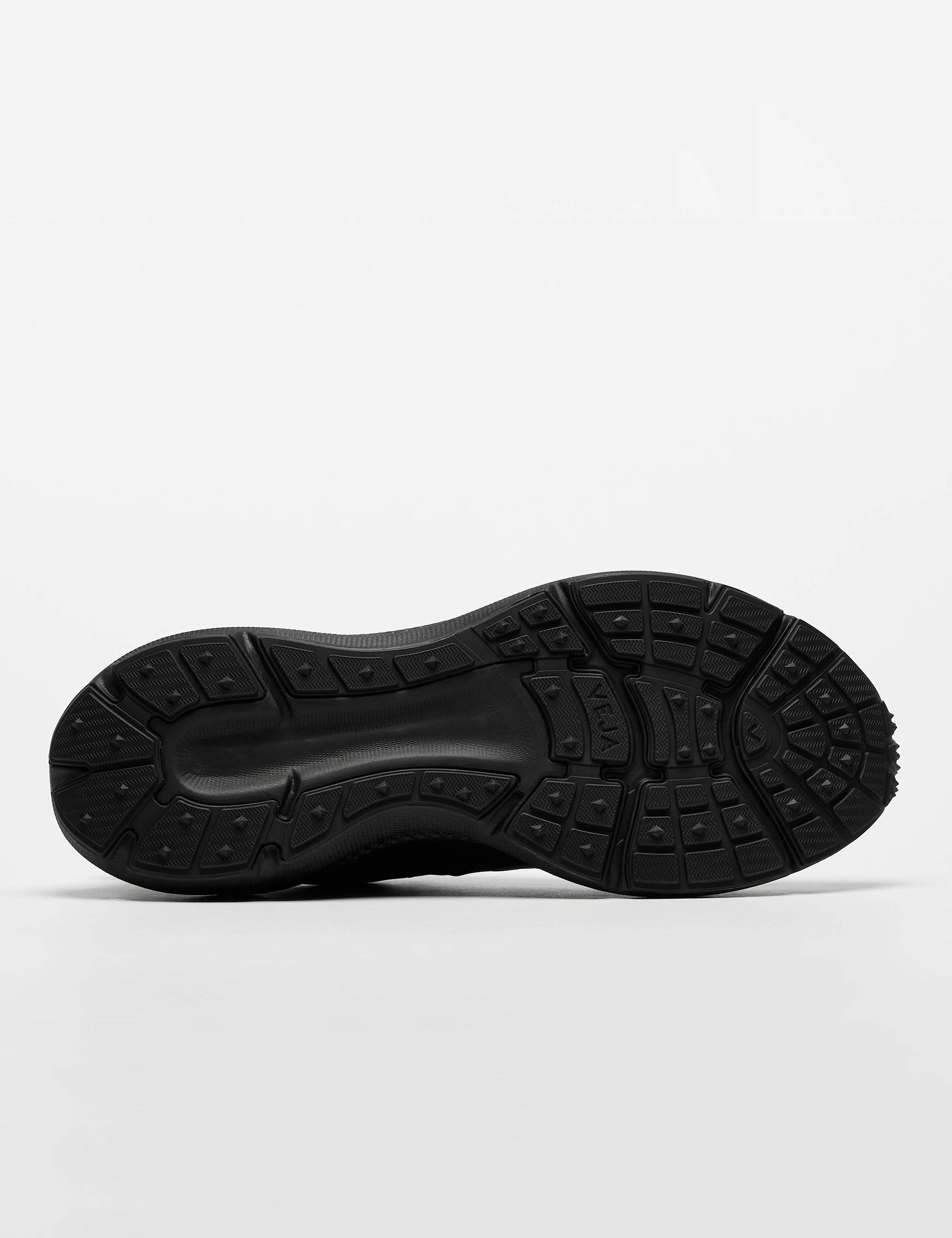 Condor 3 Advanced - Full Black Veja women's trendy casual shoes