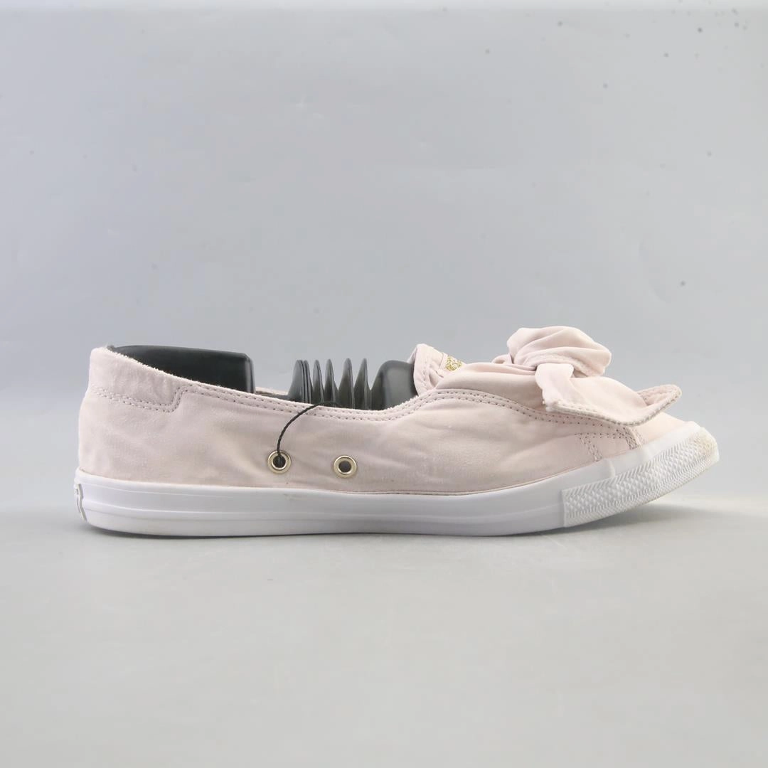 CONVERSE ALL STAR KNOT BOW vintage Converse footwear looks