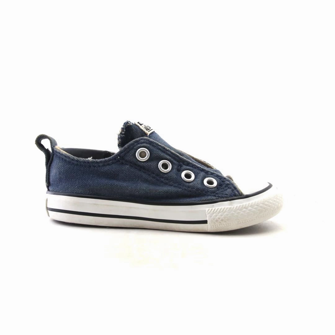 CONVERSE ALL STAR vintage Converse footwear looks