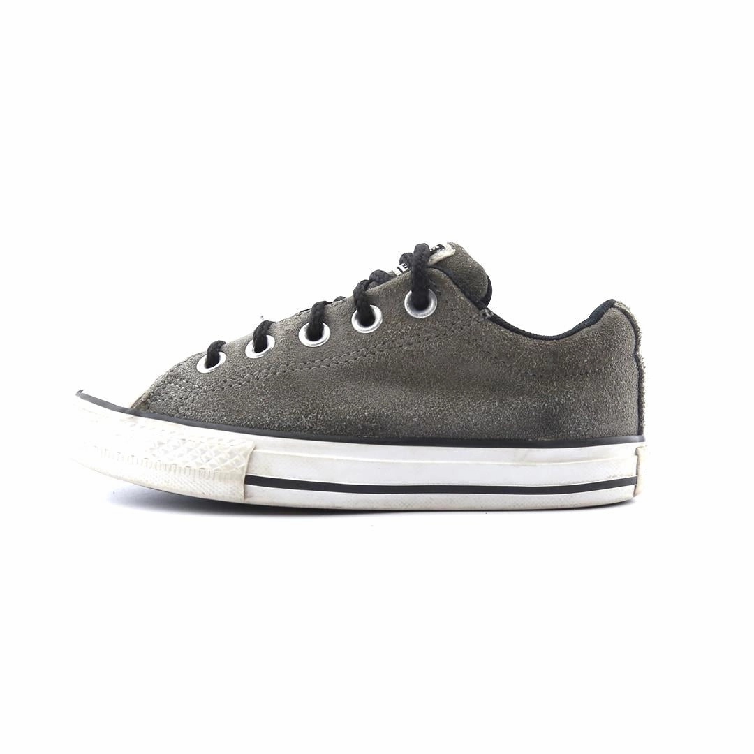 CONVERSE ALL STAR Converse iconic footwear looks