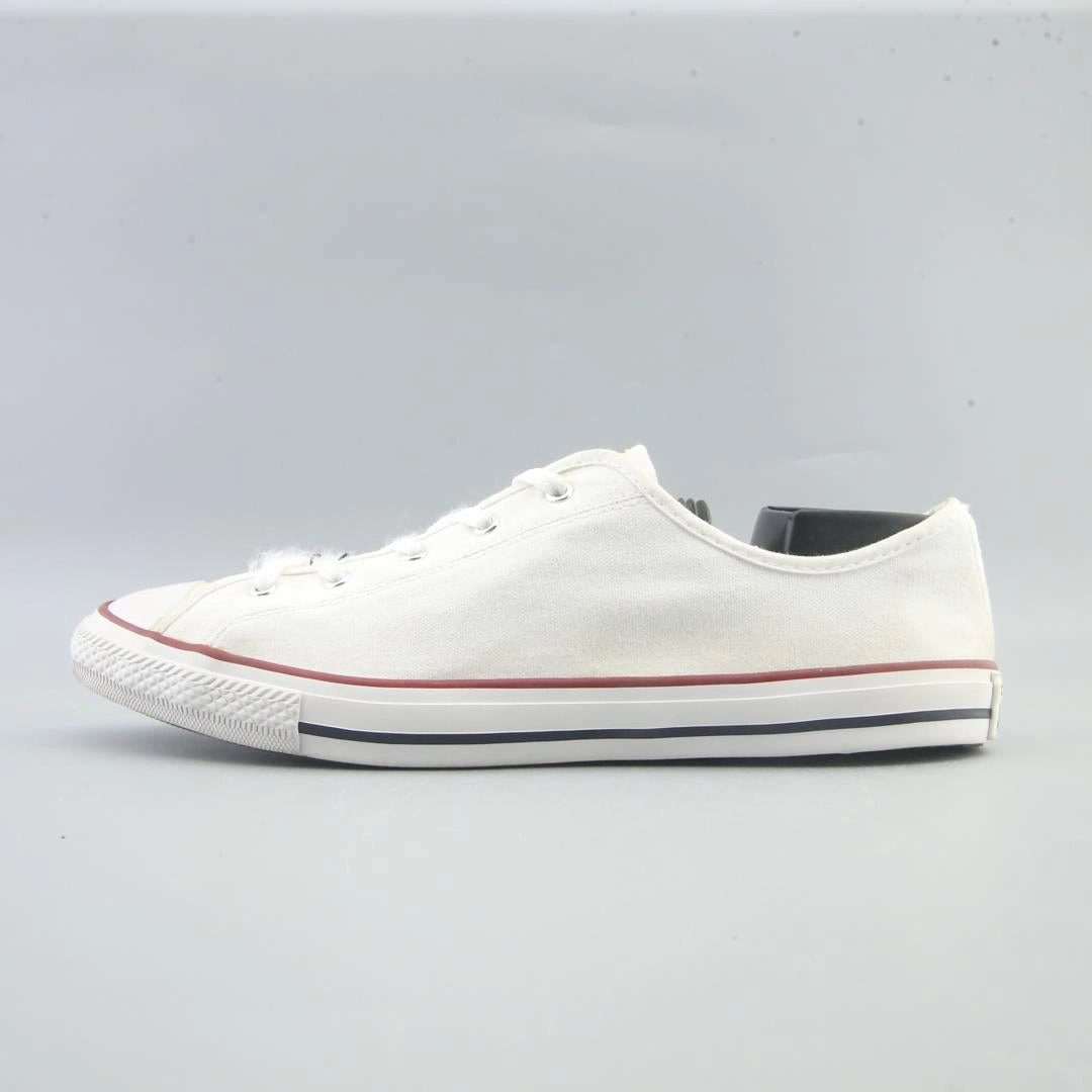 CONVERSE ALL STAR Converse iconic footwear looks
