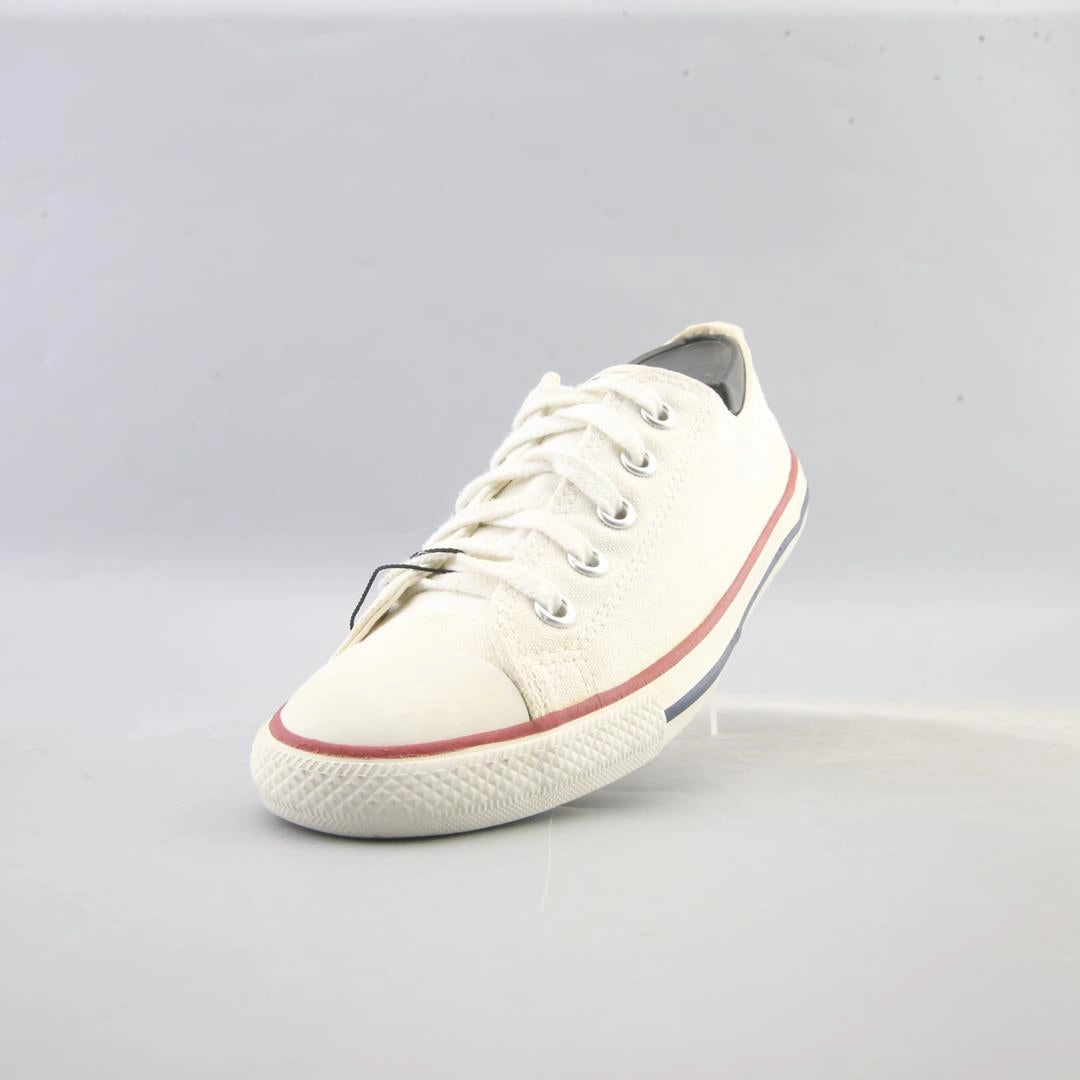 CONVERSE ALL STAR vintage Converse footwear looks