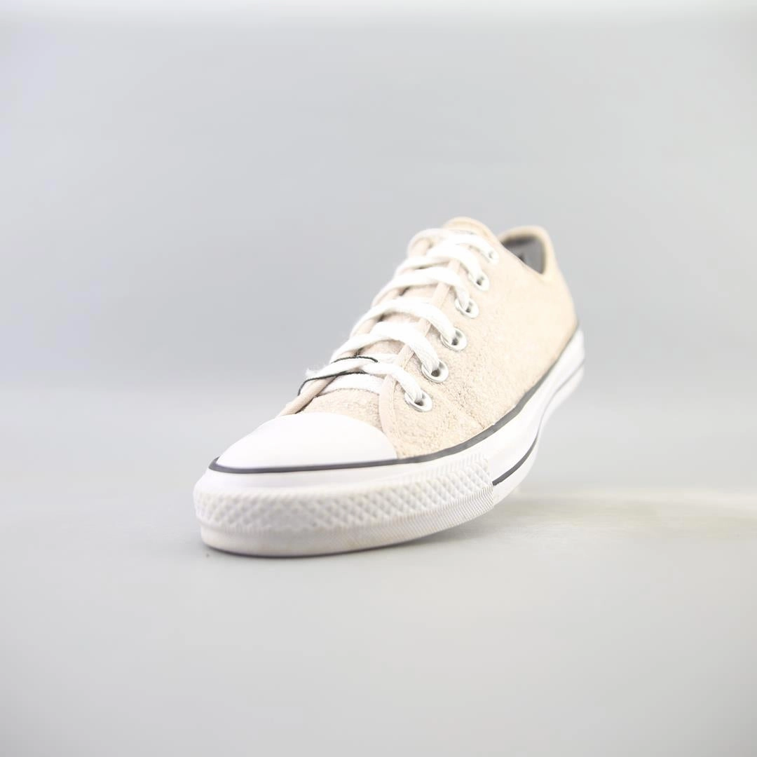 CONVERSE ALL STAR vintage Converse footwear looks