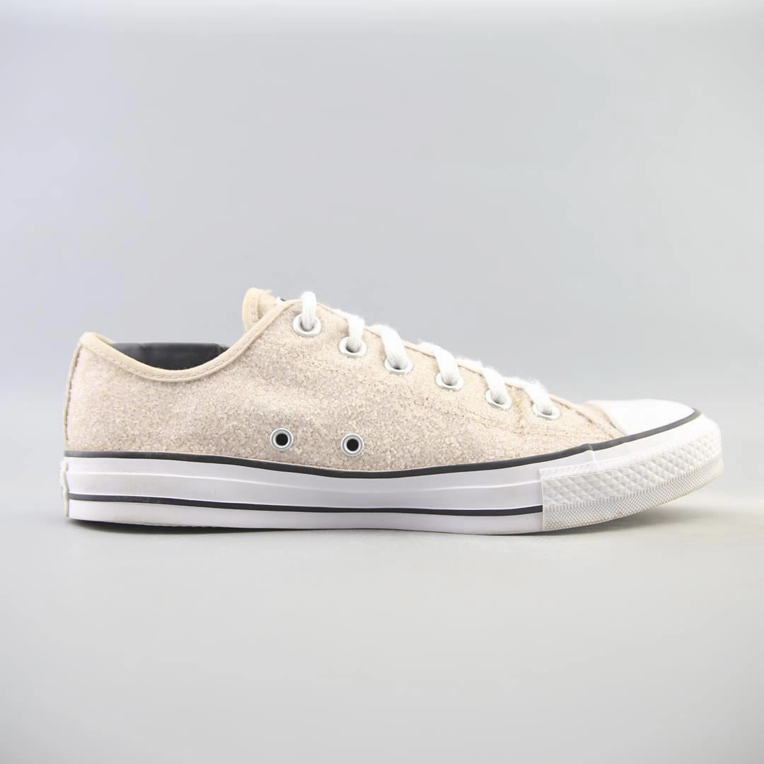CONVERSE ALL STAR vintage Converse footwear looks