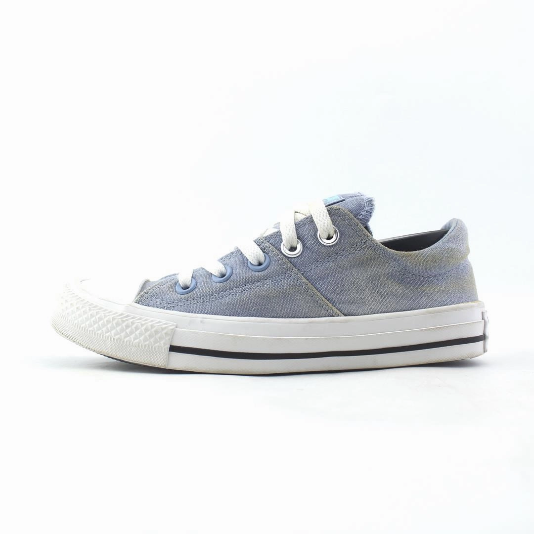 CONVERSE ALL STAR Converse iconic footwear looks