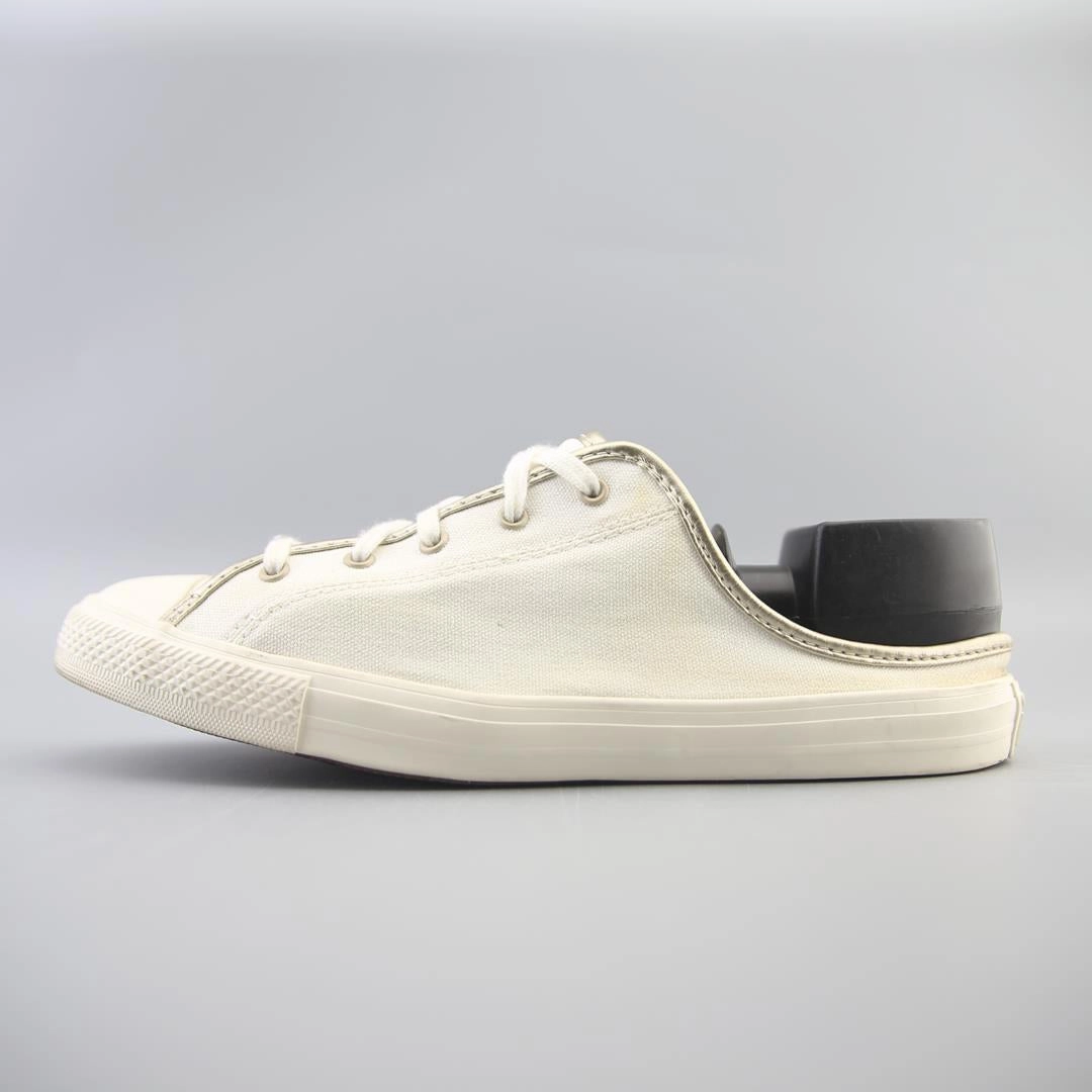 CONVERSE CHUCK MULE Converse iconic footwear looks