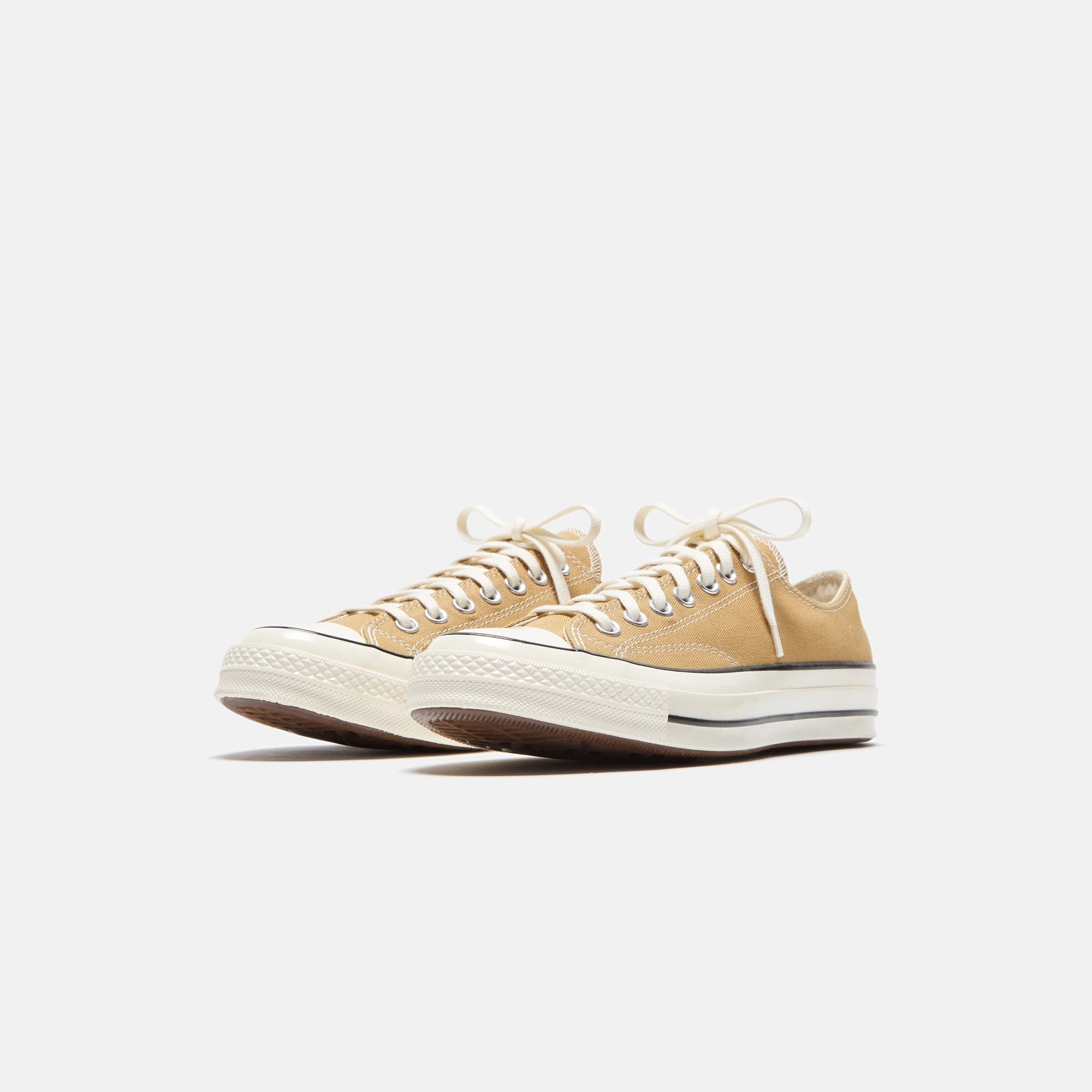 Converse Chuck Taylor All Star '70 Low - Toadstool Tan / Egret / Black Heritage style lace-ups