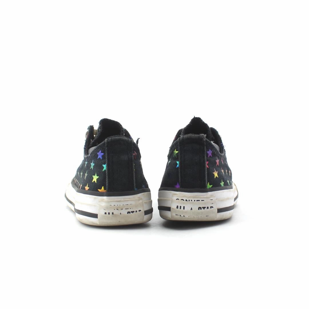 CONVERSE CHUCK TAYLOR ALL STAR CANVAS vintage Converse footwear looks