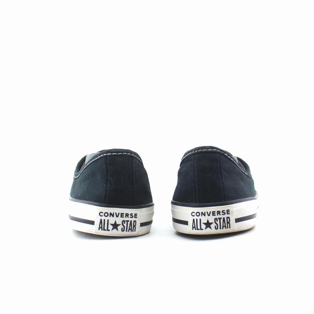 CONVERSE CHUCK TAYLOR ALL STAR CANVAS vintage Converse footwear looks