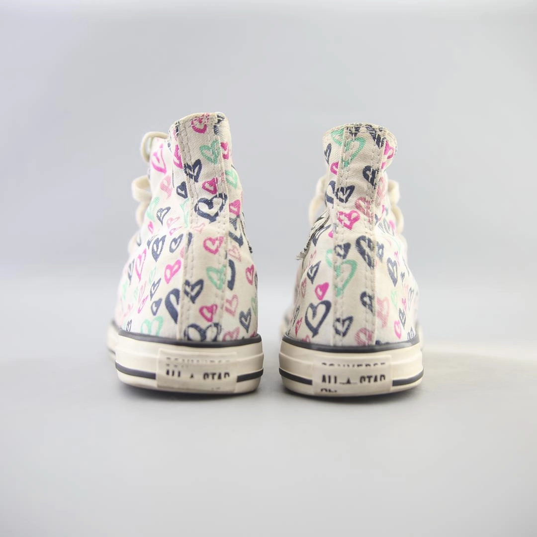 CONVERSE CHUCK TAYLOR ALL STAR CANVAS vintage Converse footwear looks