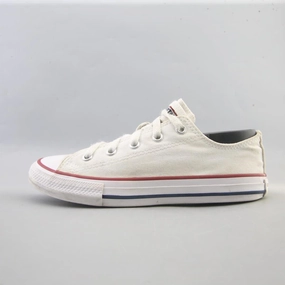 CONVERSE CHUCK TAYLOR ALL STAR CANVAS Converse iconic footwear looks