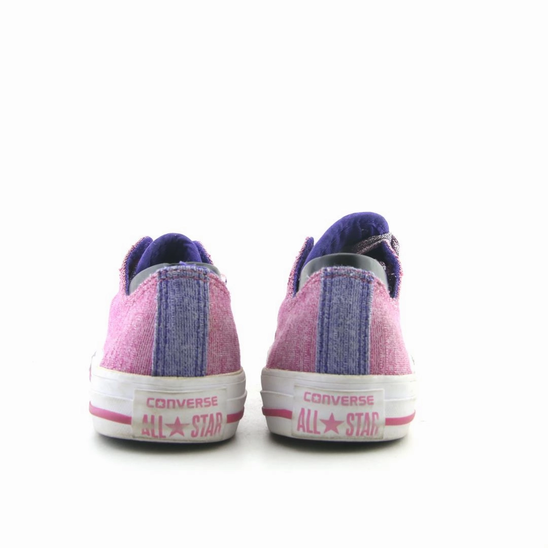 CONVERSE CHUCK TAYLOR ALL STAR vintage Converse footwear looks