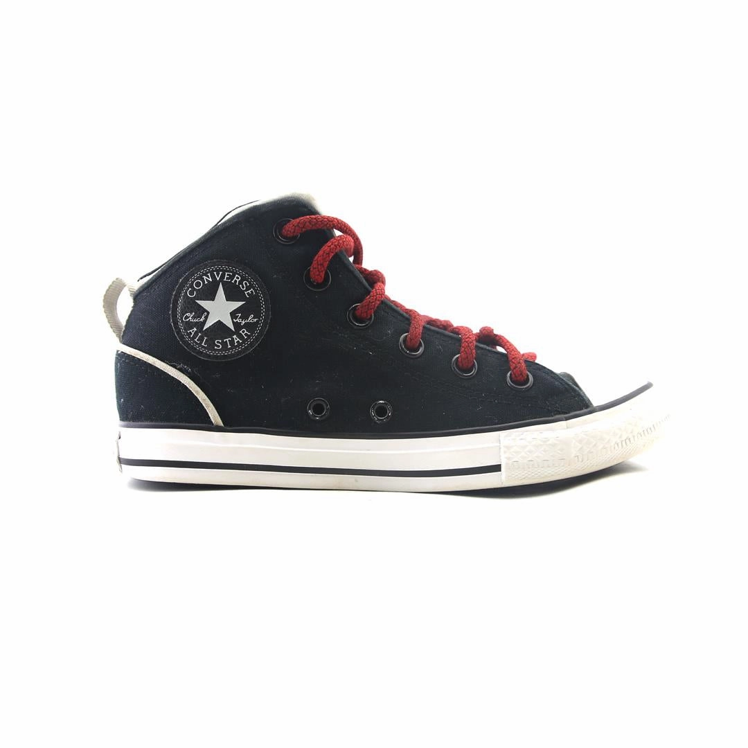 CONVERSE CHUCK TAYLOR ALL STAR vintage Converse footwear looks