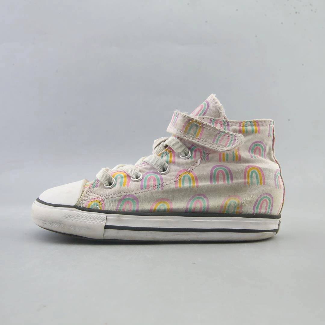 CONVERSE CHUCK TAYLOR ALL STAR Converse iconic footwear looks