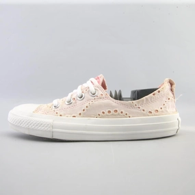 CONVERSE CHUCK TAYLOR ALL STAR Converse iconic footwear looks