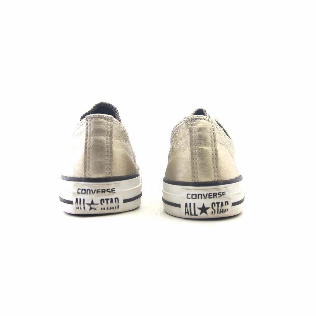 CONVERSE CHUCK TAYLOR ALL STAR vintage Converse footwear looks