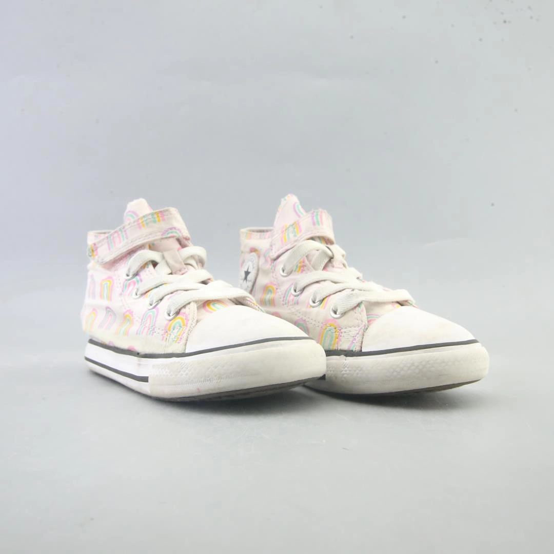 CONVERSE CHUCK TAYLOR ALL STAR vintage Converse footwear looks