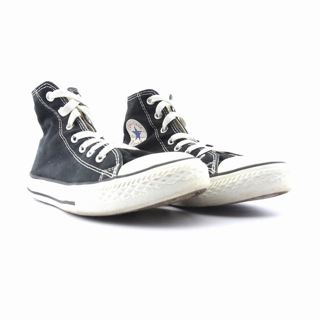 CONVERSE CHUCK TAYLOR ALL STAR vintage Converse footwear looks