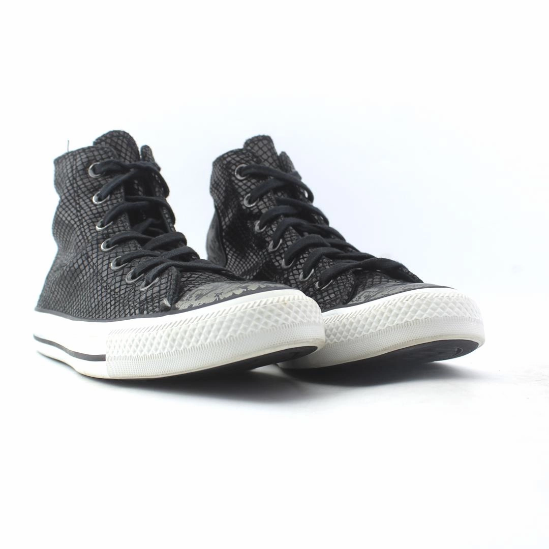 CONVERSE CHUCK TAYLOR ALL STAR vintage Converse footwear looks