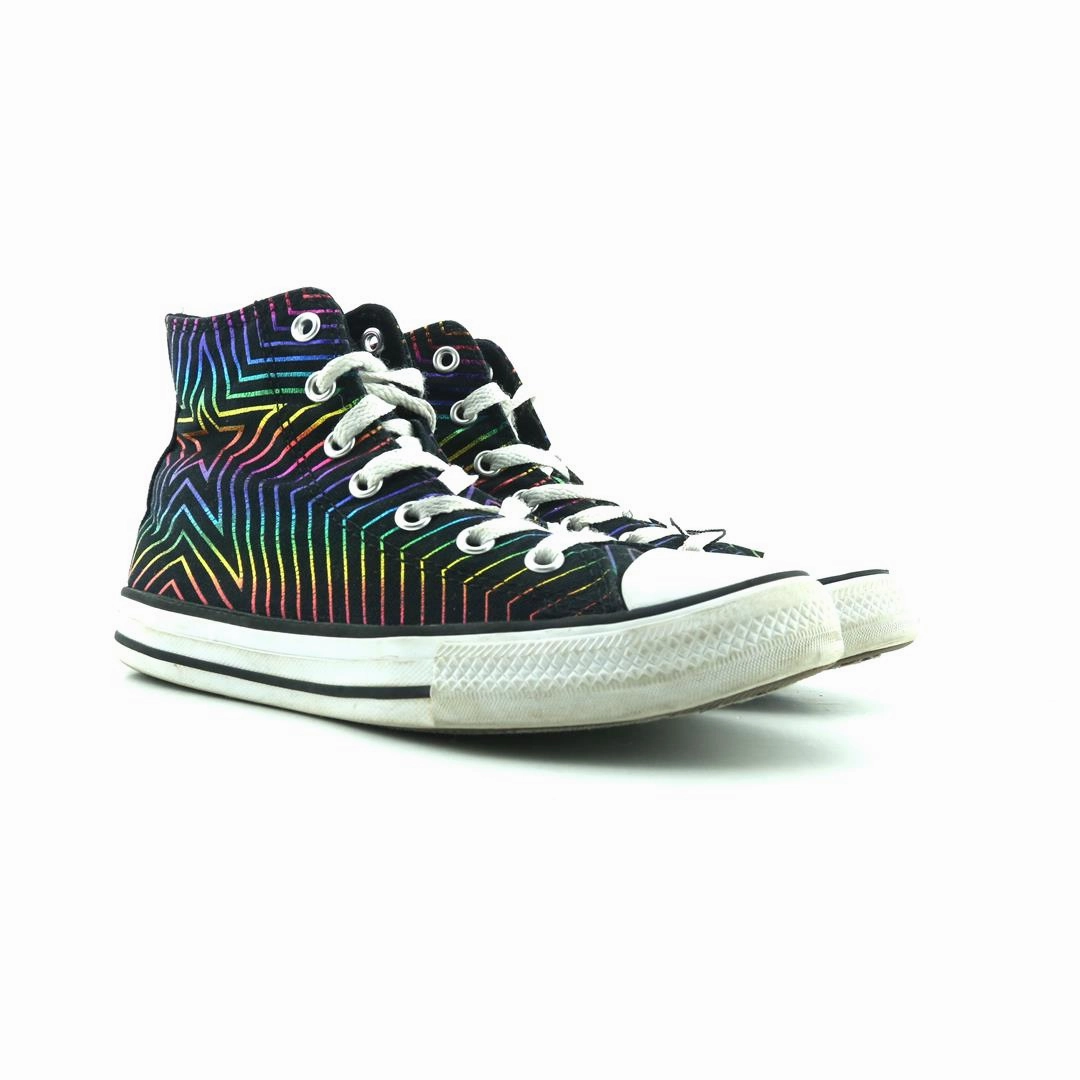 CONVERSE CHUCK TAYLOR ALL STAR vintage Converse footwear looks