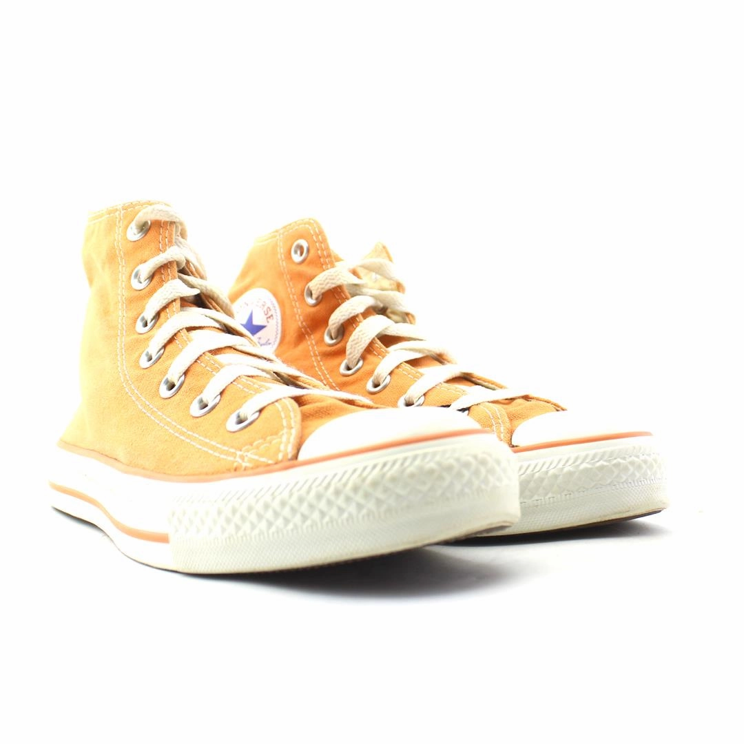 CONVERSE CHUCK TAYLOR vintage Converse footwear looks