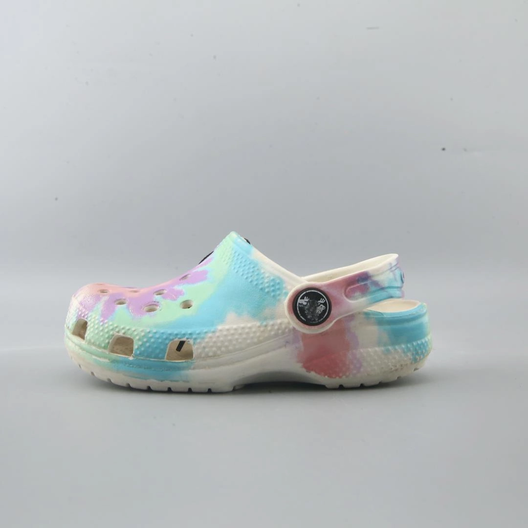 CROCS CLASSIC Crocs casual shoe styles