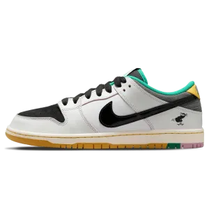 CSEF x Nike Dunk Low SB 'White Clear Emerald' Nike Dunk casual shoes with iconic low-top shape