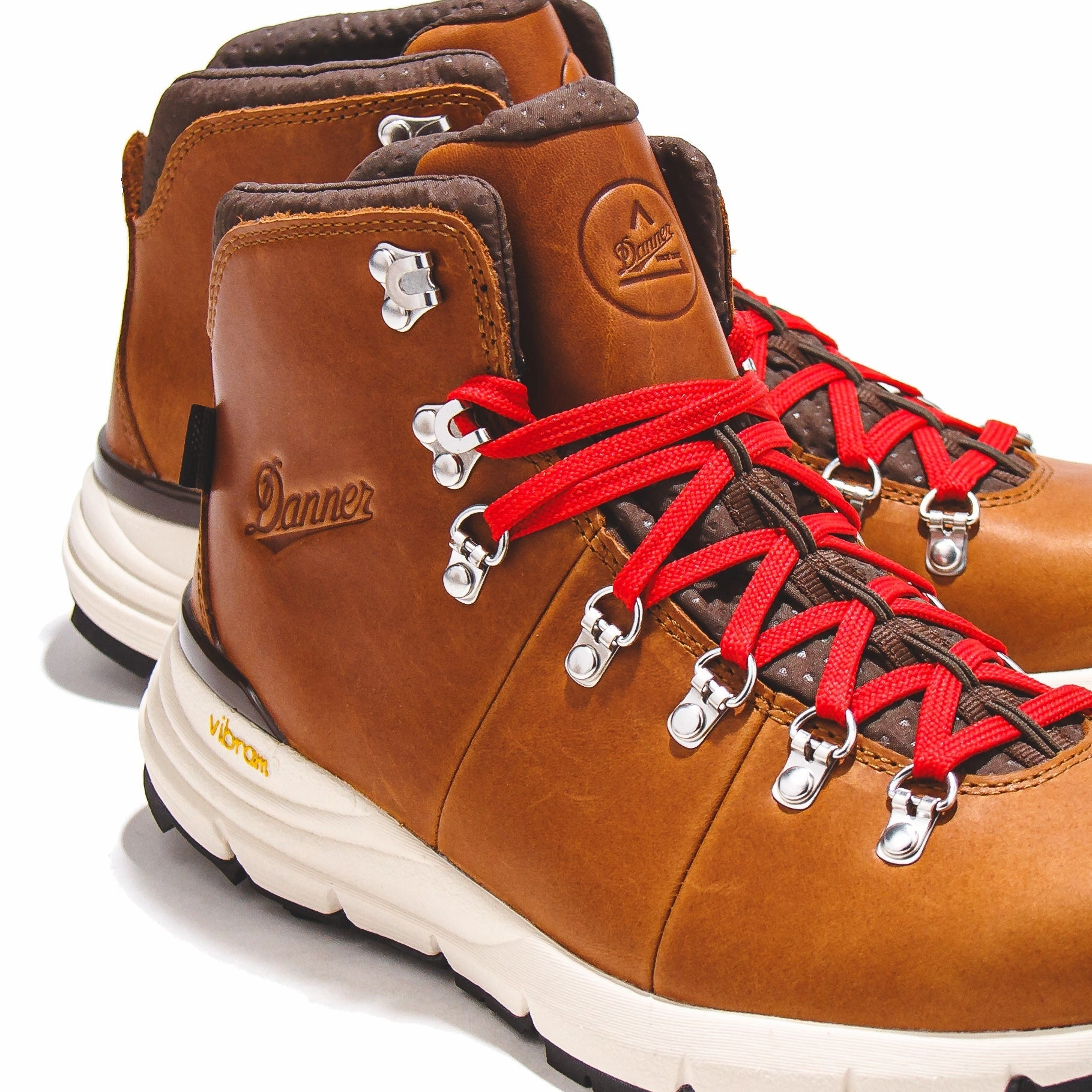 Danner Men Mountain 600 4.5" Saddle Tan 62246 Danner to Dockers
