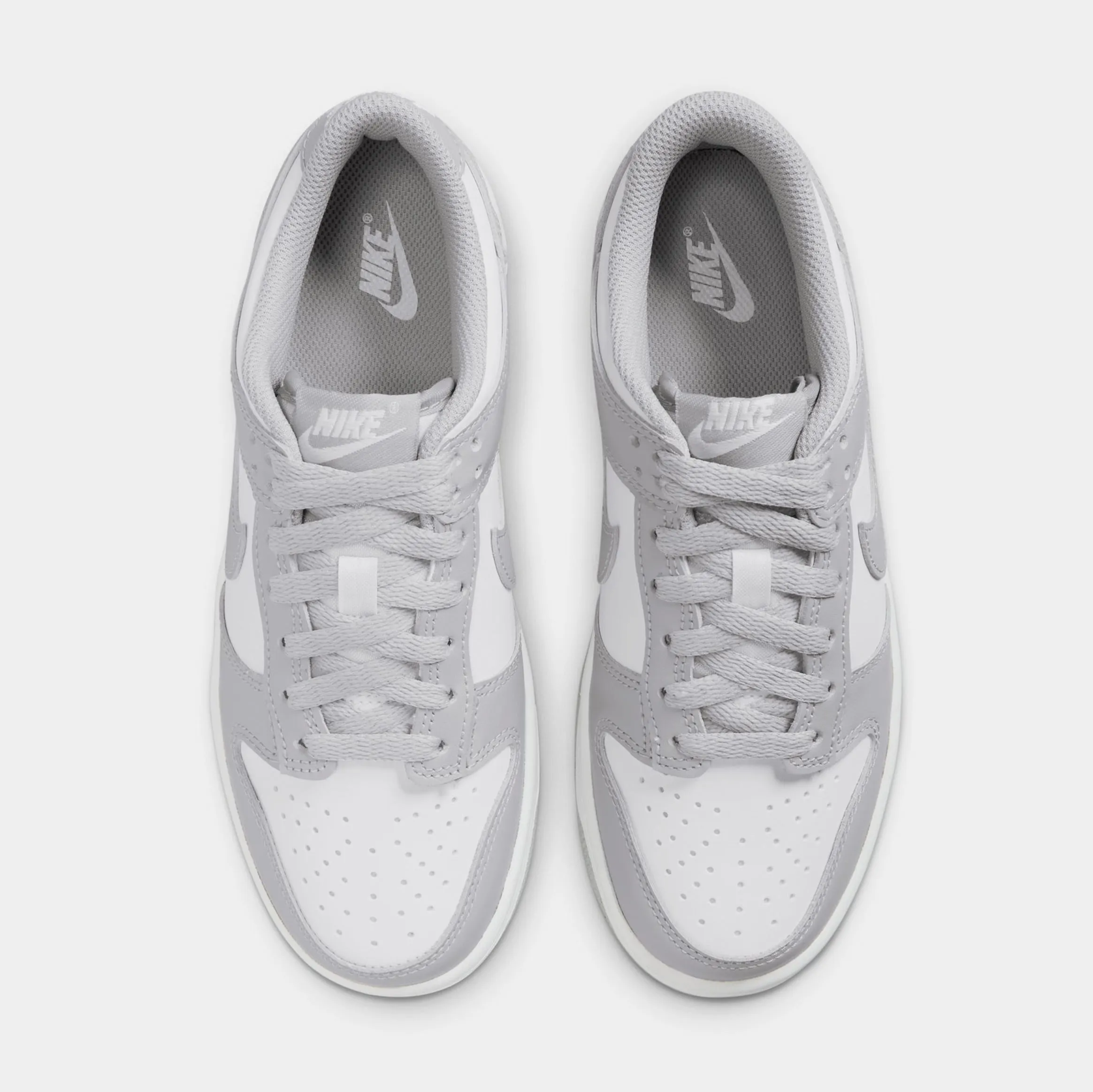 Dunk Low Grade School Basketball Shoes (White/Light Grey/White) Dunk collection