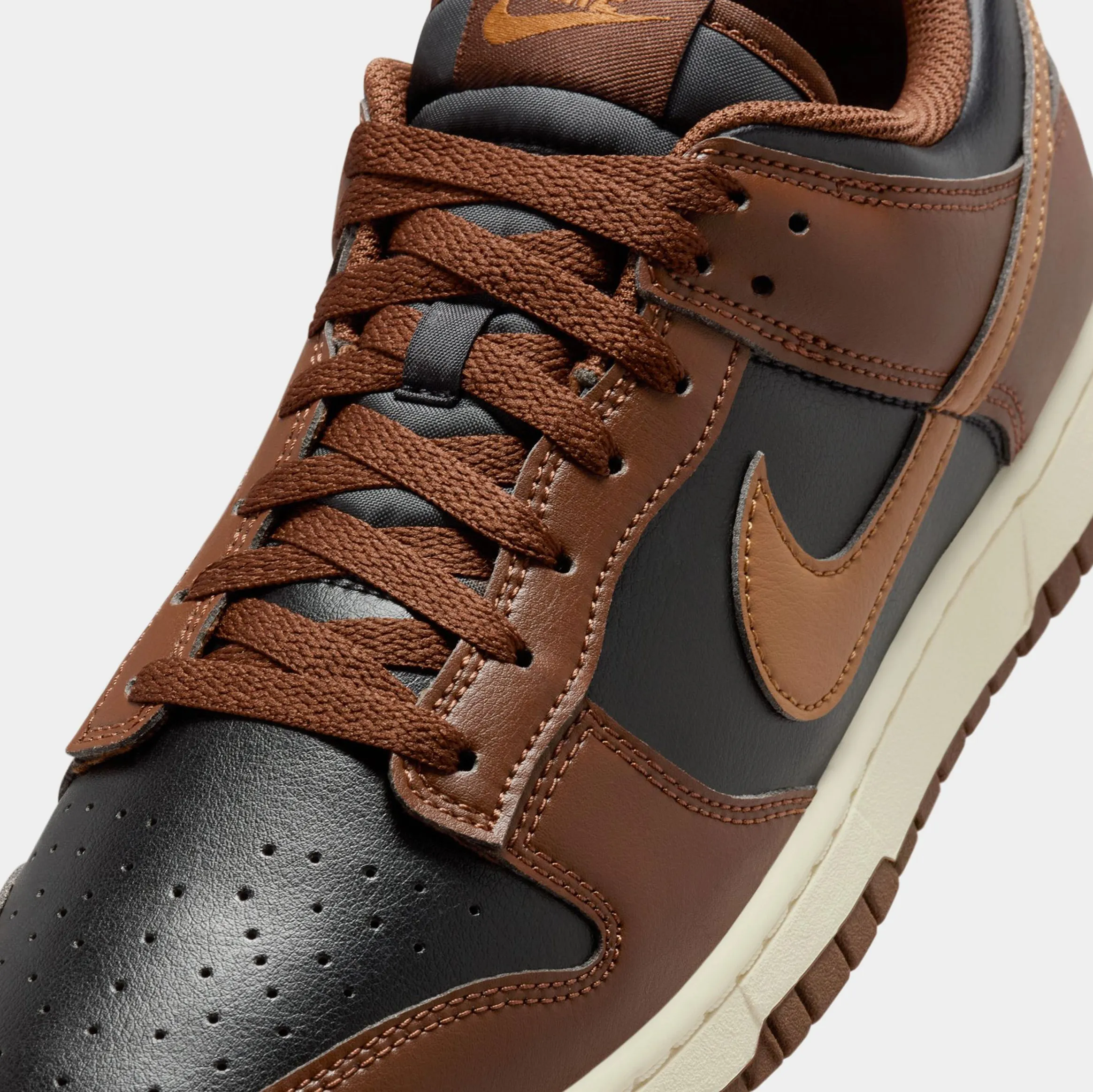 Dunk Low Mens Lifestyle Shoes (Black/British Tan/Cacao Wow) Dunk collection