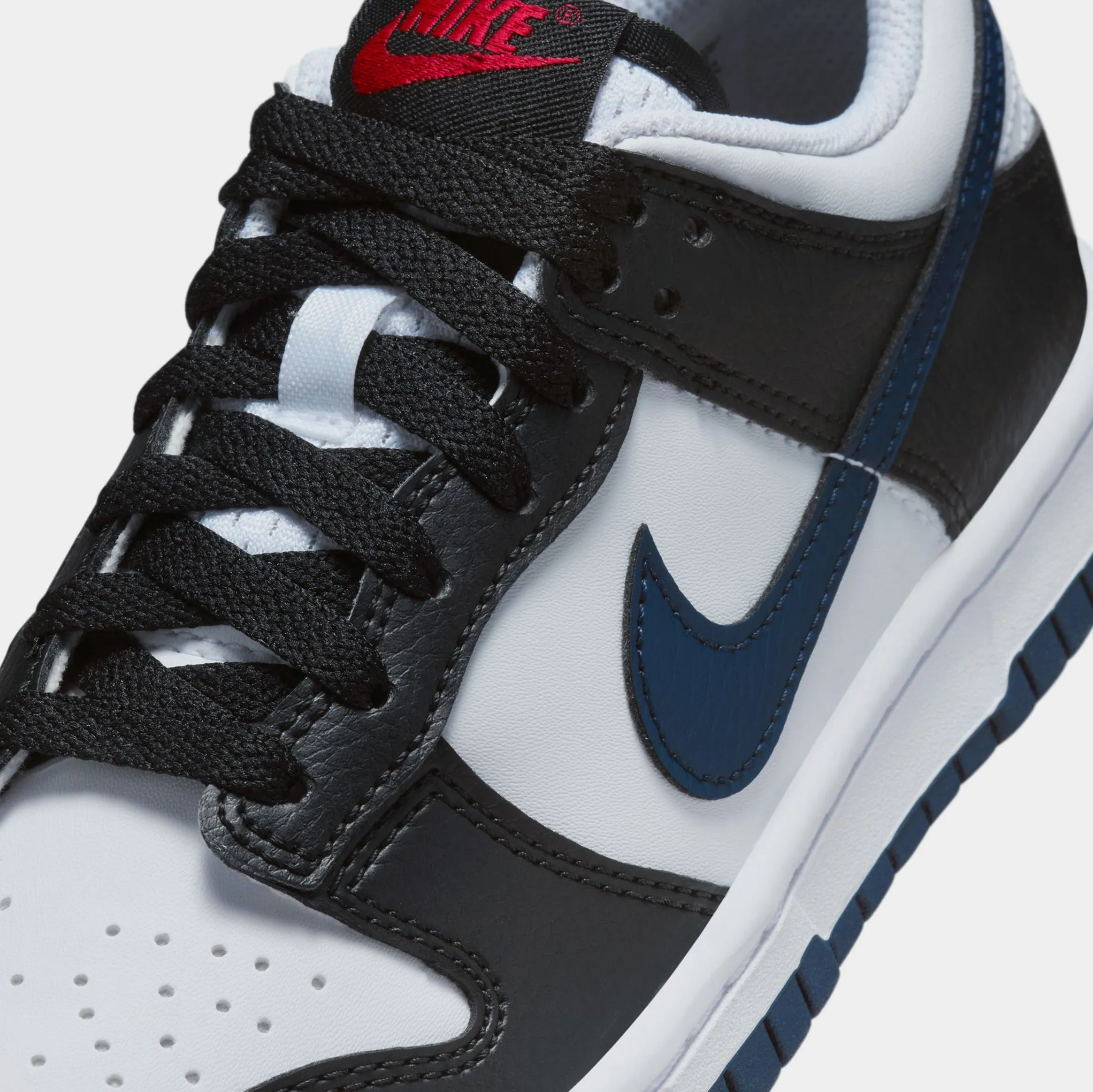 Dunk Low Midnight Navy Grade School Lifestyle Shoes (Black/Midnight Navy/White/University Red) Dunk collection