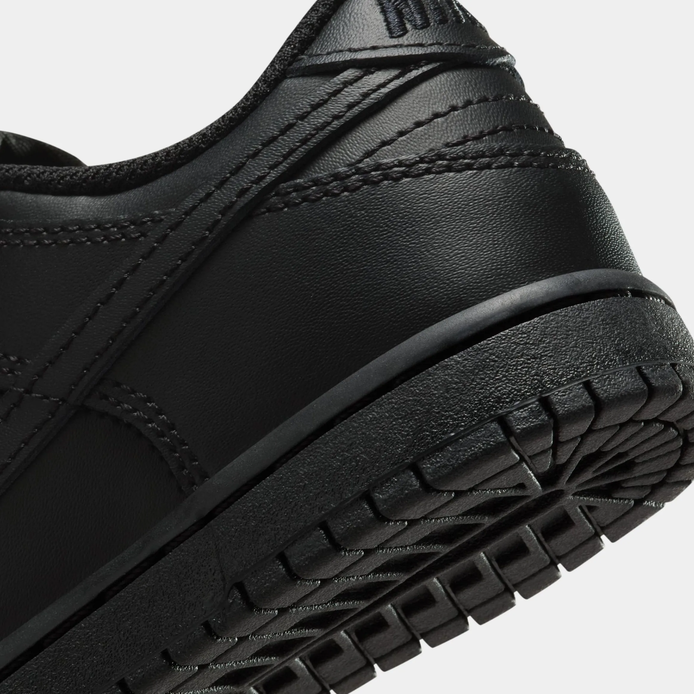 Dunk Low Preschool Lifestyle Shoes (Triple Black) Dunk collection