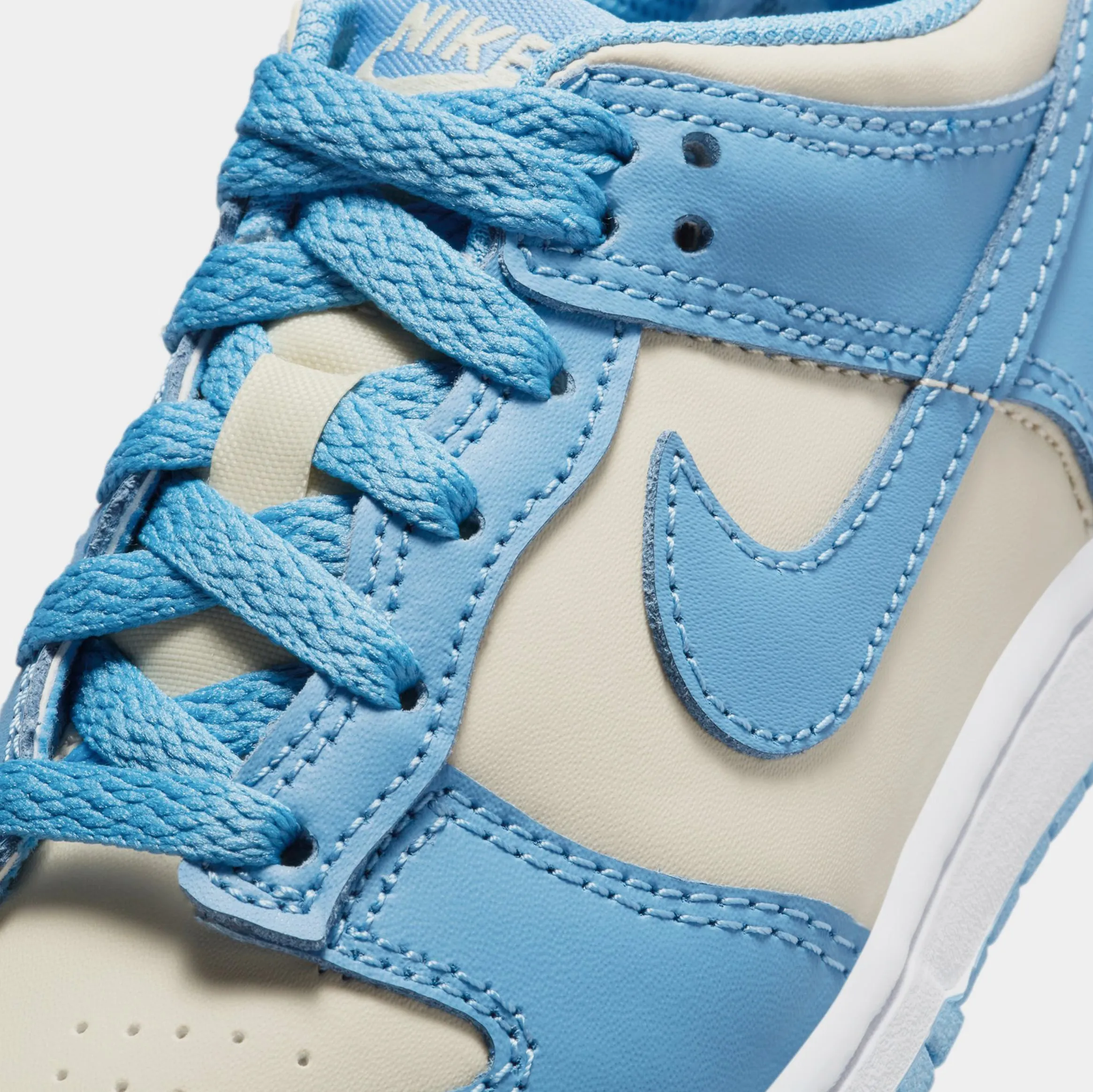 Dunk Low Preschool Lifestyle Shoes (White/Blue) Dunk collection