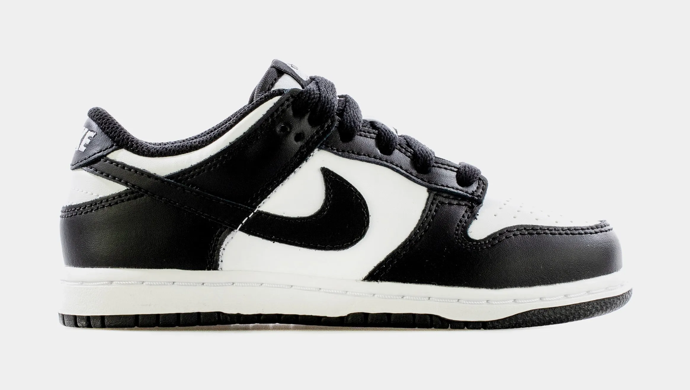 Dunk Low Retro Preschool Lifestyle Shoes (White/Black) nike dunk classic design casual sneakers