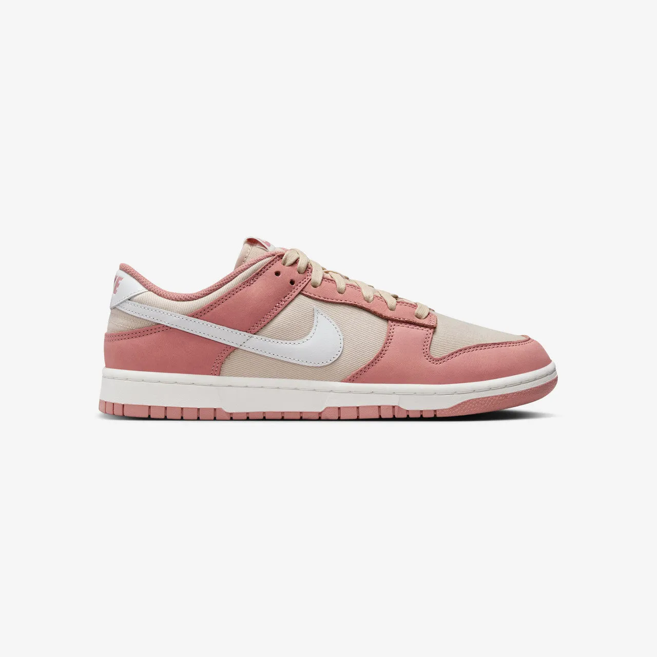 Dunk Low Retro PRM Nike shoes blending performance and street flair