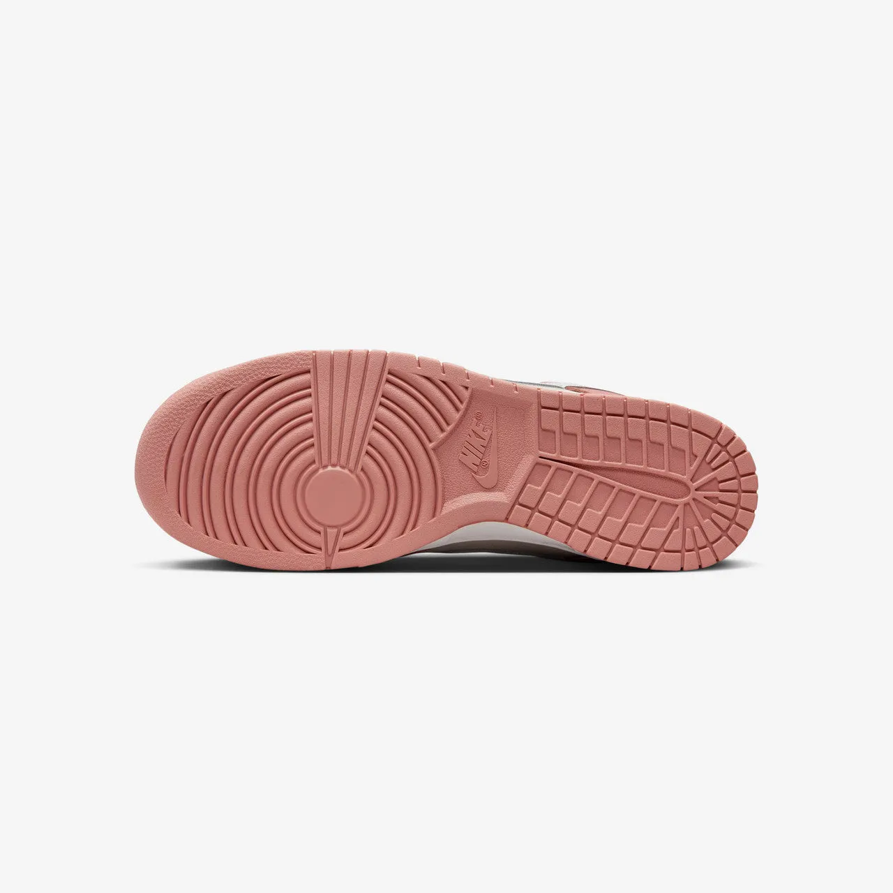 Dunk Low Retro PRM Nike casual lifestyle sneakers