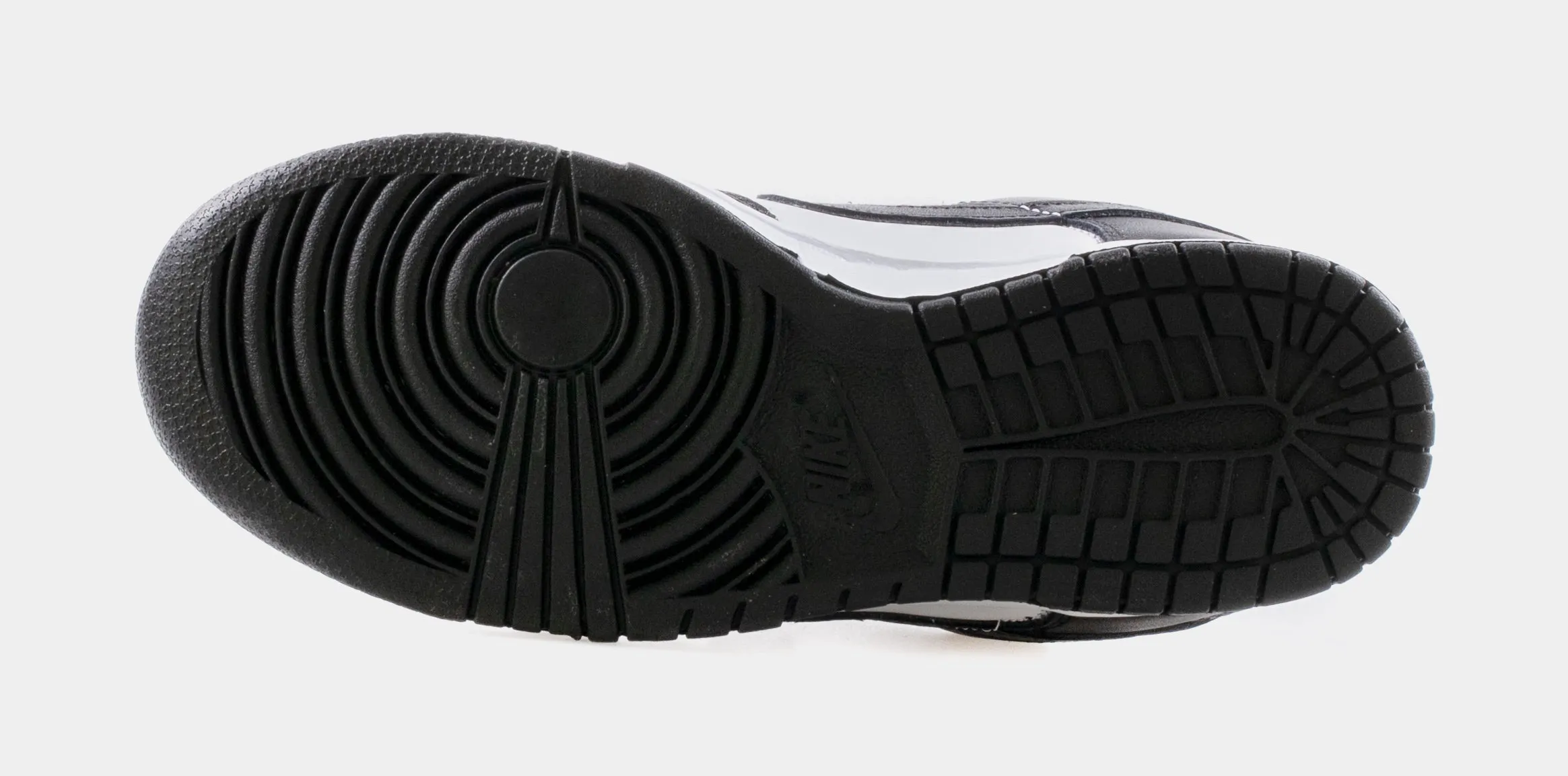 Dunk Low Retro Womens Lifestyle Shoes (Black/White) Dunk collection