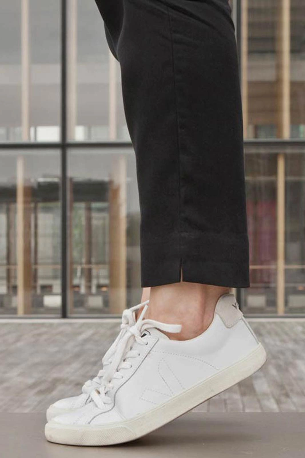 Esplar Leather - White Veja women's trendy casual shoes