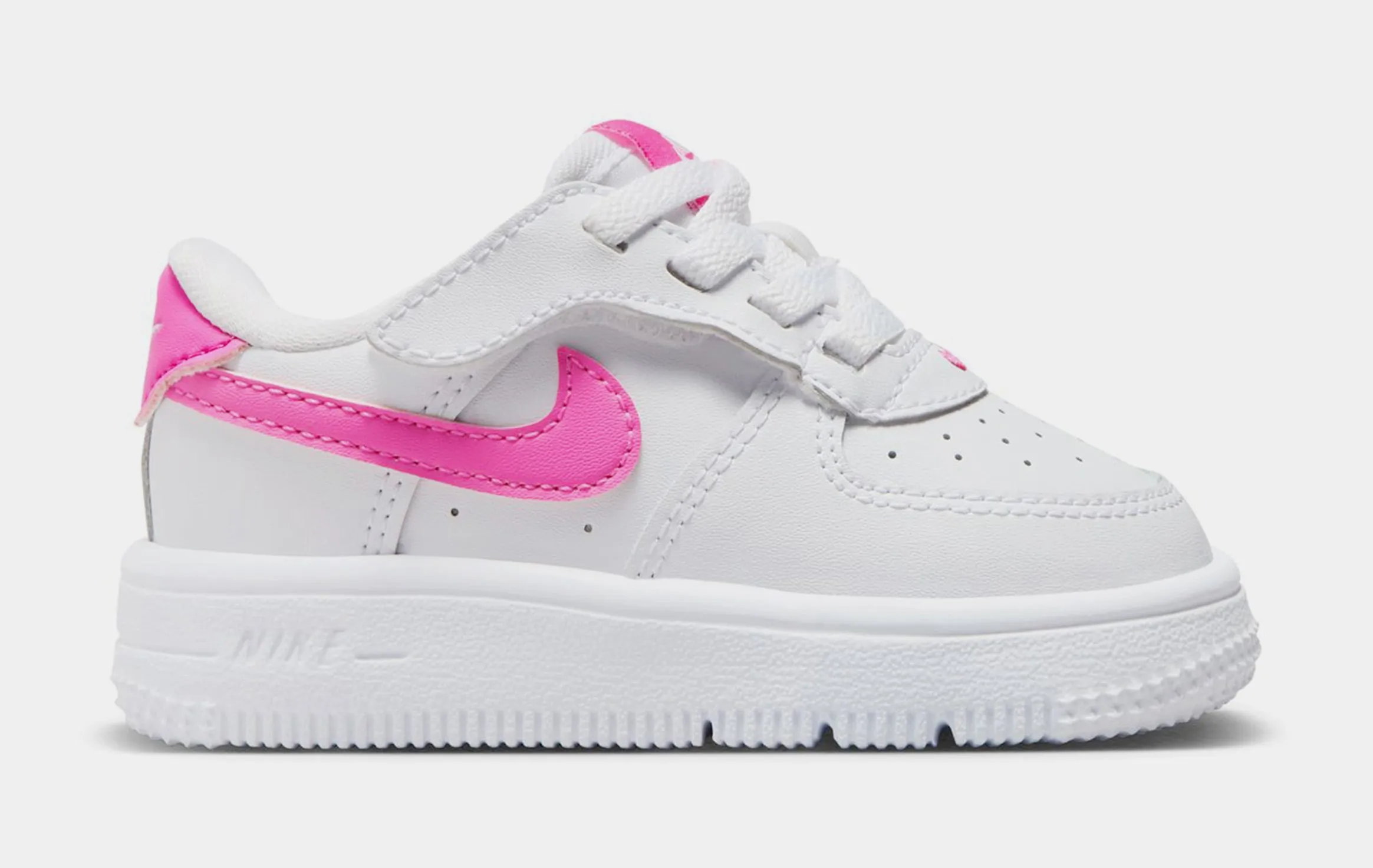 Force 1 Low EasyOn Infant Toddler Lifestyle Shoes (White/Laser Fuchsia) nike air force 1 timeless streetwear shoes