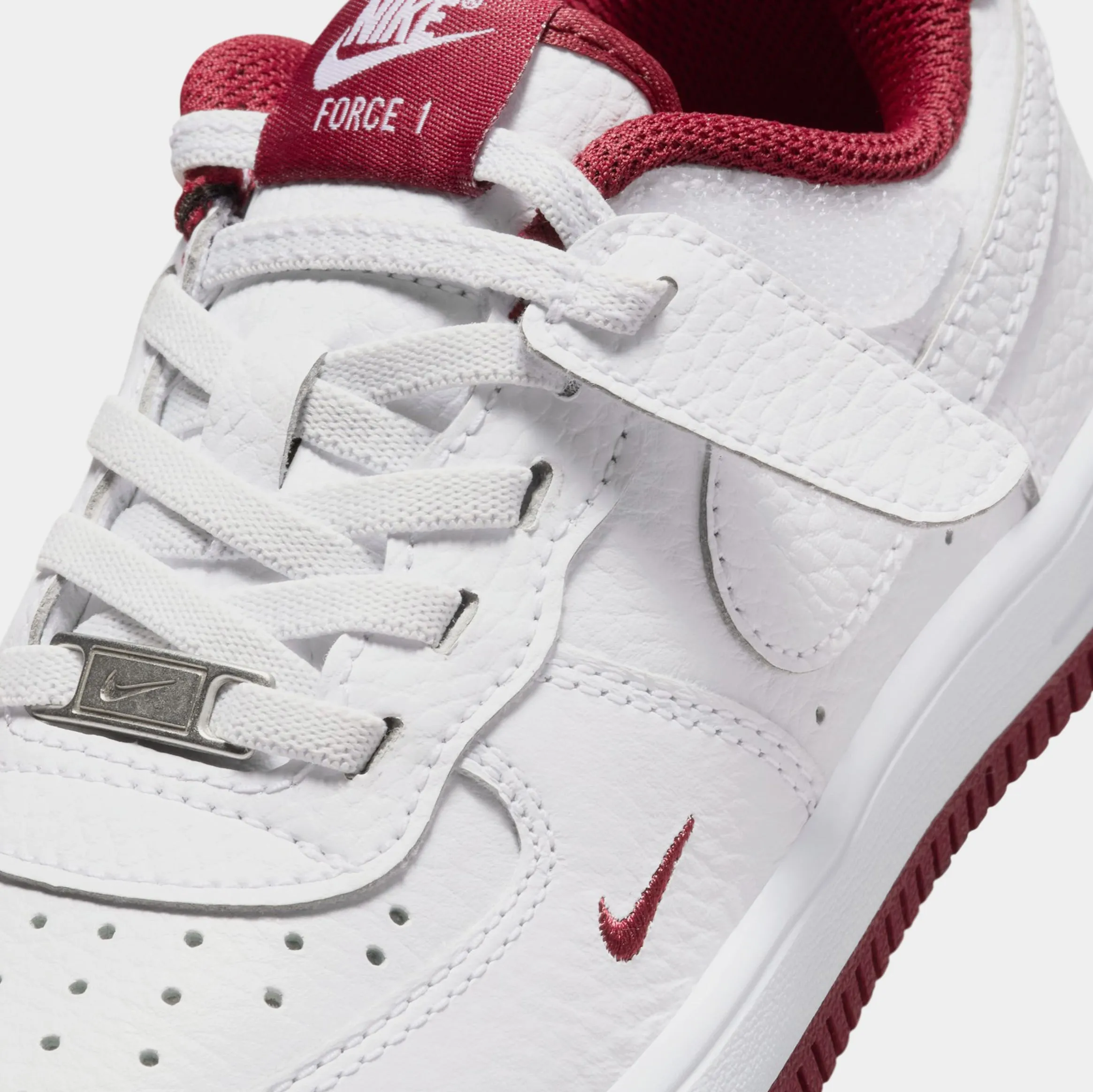 Force 1 Low LV8 EasyOn Preschool Lifestyle Shoes (White/Team Red/White) Nike Max 95 versions