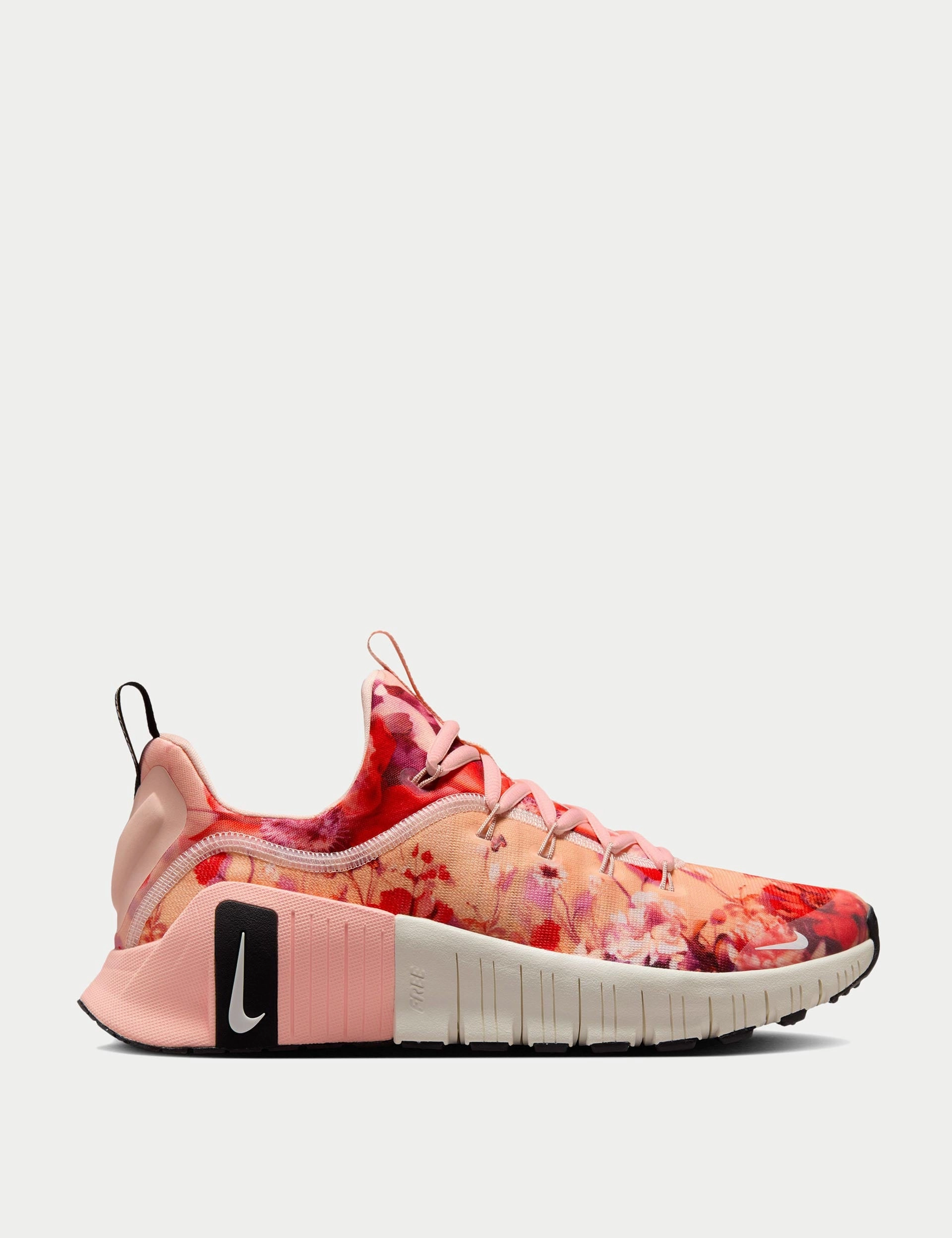 Free Metcon 6 AMP Shoes - Washed Coral/Black/Sail Nike womens shoes with sleek design
